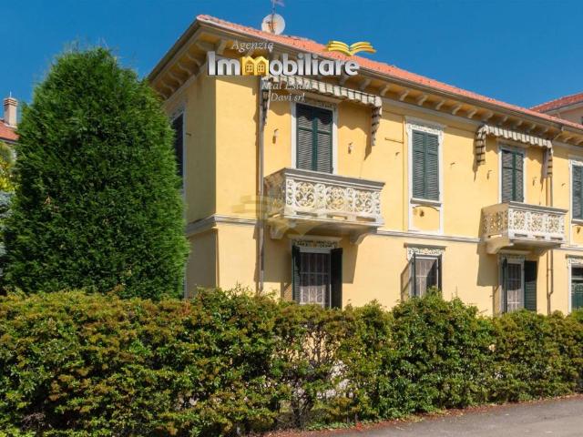 Villa Indipendente in vendita a Piemonte, Alessandria