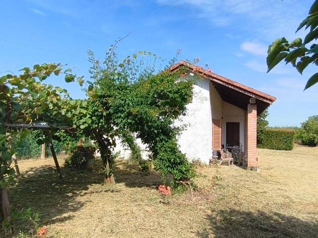 Villa Indipendente in vendita a Fontanile, Piemonte