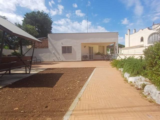 Villa Indipendente in vendita a Puglia, Bari