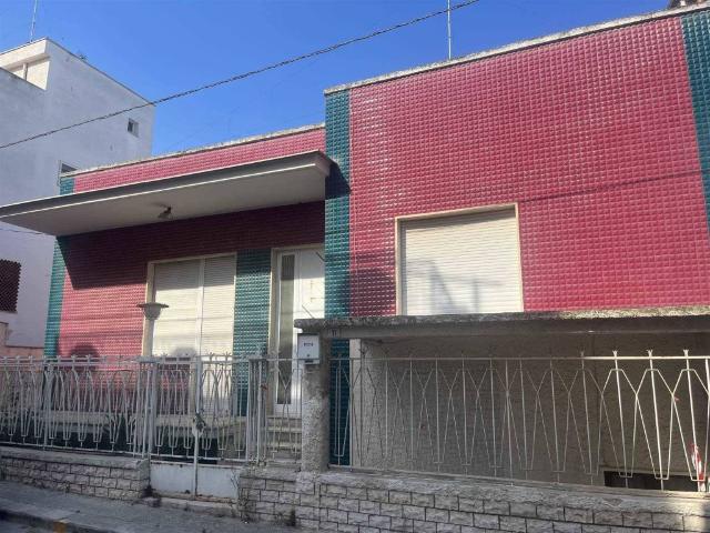 Villa Indipendente in vendita a Valenzano San Lorenzo, Puglia