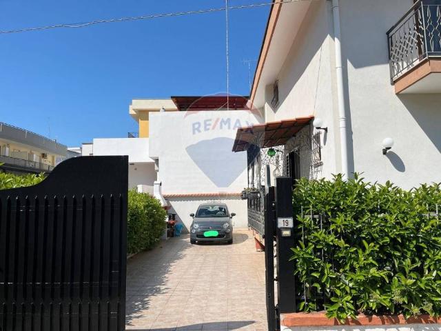 Villa Indipendente in vendita a Valenzano San Lorenzo, Puglia