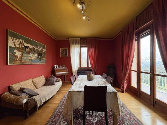 Villa Indipendente in vendita a Piemonte, Asti