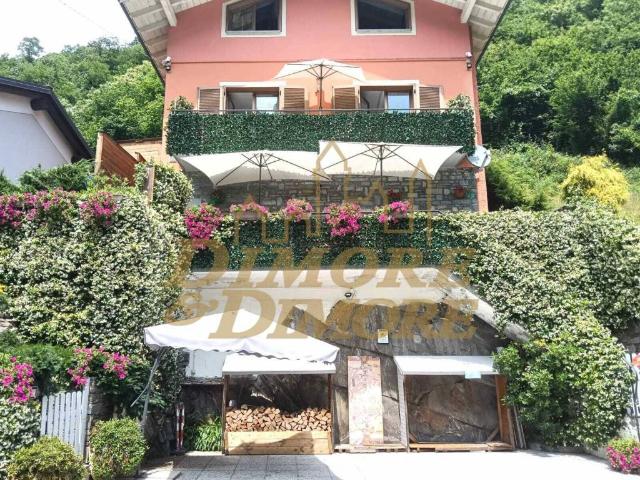 Villa Indipendente in vendita a Valle Cannobina, Piemonte