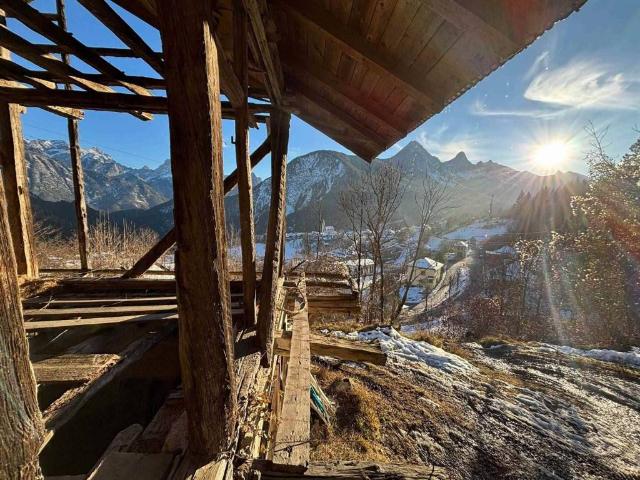 Villa Indipendente in vendita a Valle Di Cadore, Veneto