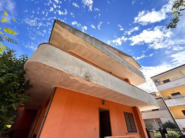 Villa Indipendente in vendita a Valle di Maddaloni
