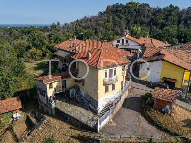 Villa Indipendente in vendita a Piemonte, Biella