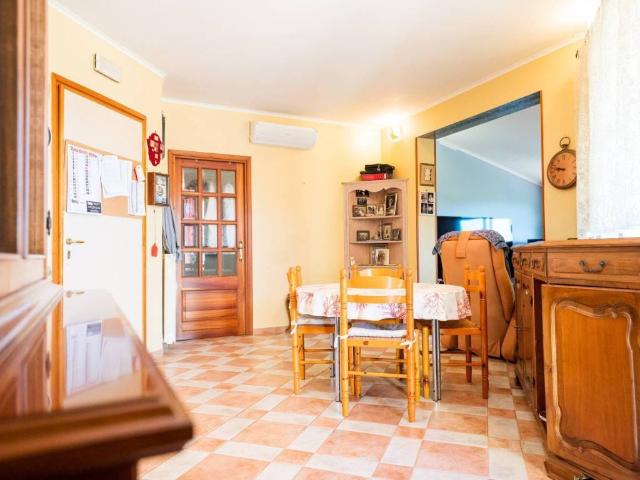 Villa Indipendente in vendita a Vallebona, Liguria