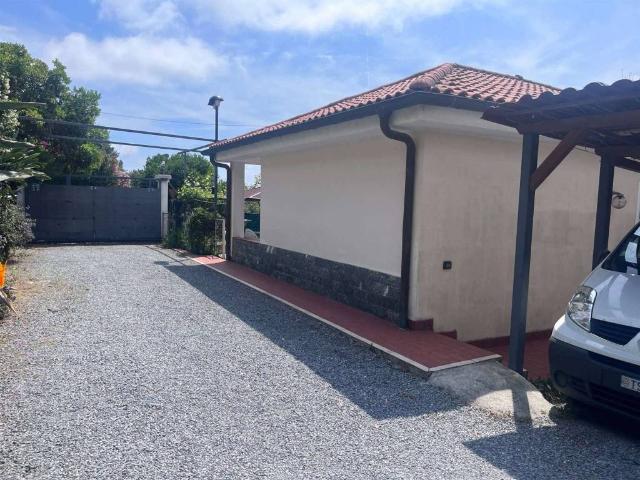 Villa Indipendente in vendita a Vallecrosia, Liguria