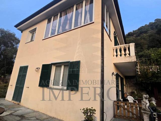 Villa Indipendente in vendita a Vallecrosia, Liguria