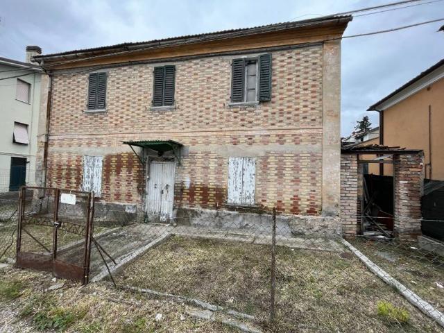 Villa Indipendente in vendita a Vallefoglia, Marche