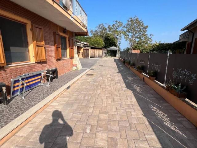 Villa Indipendente in vendita a Vallefoglia, Marche