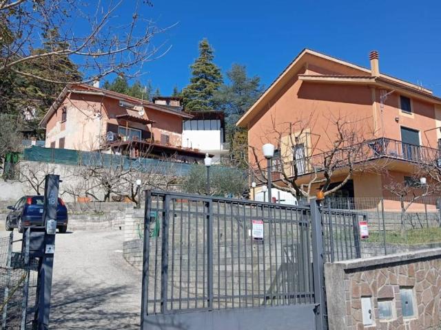Villa Indipendente in vendita a Roma Capitale, Lazio