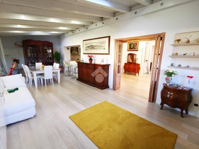 Villa Schiera in vendita a Villaggio Rinascita, Roma Capitale