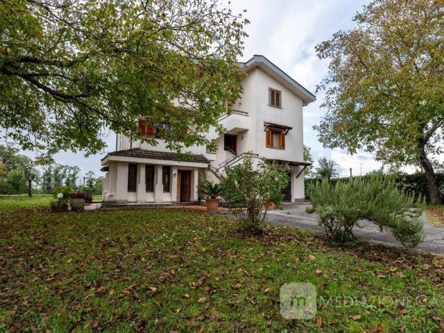 Villa Indipendente in vendita a Valmontone, Roma Capitale
