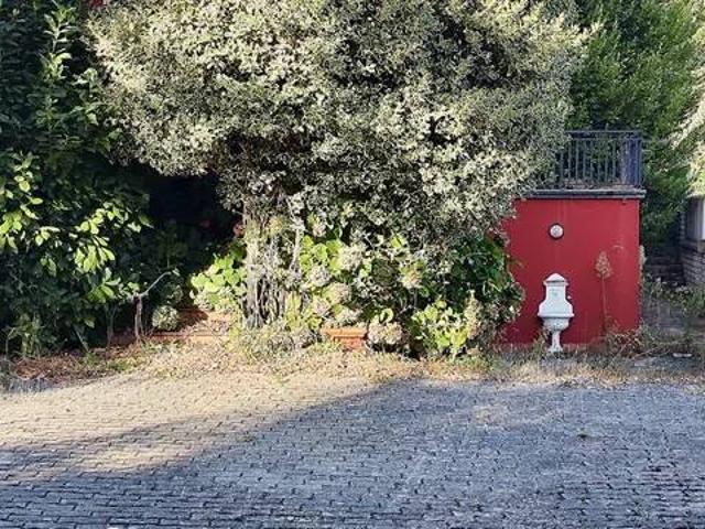 Villa Indipendente in vendita a Villaggio Rinascita, Roma Capitale