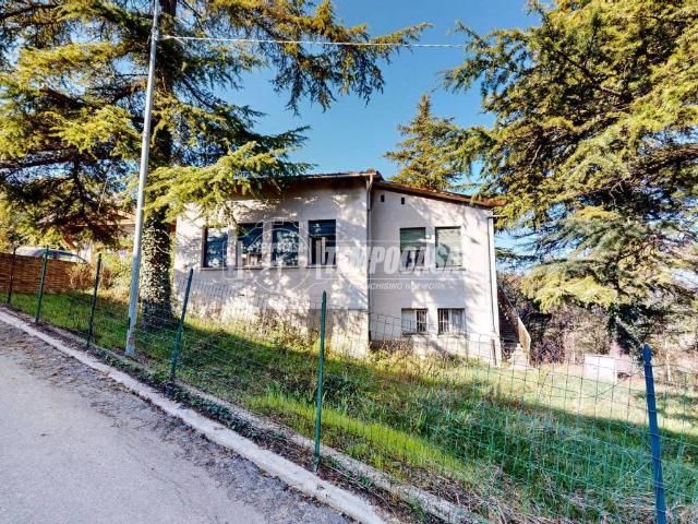 Villa Indipendente in vendita a Unione dei comuni Valli del Reno, Lavino e Samoggia, Tiola