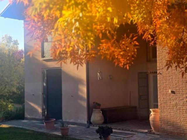 Villa Indipendente in vendita a Unione dei comuni Valli del Reno, Lavino e Samoggia, Montebudello