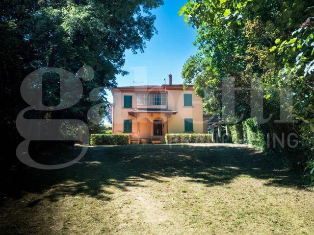 Villa Indipendente in vendita a Unione dei comuni Valli del Reno, Lavino e Samoggia, Ziribega