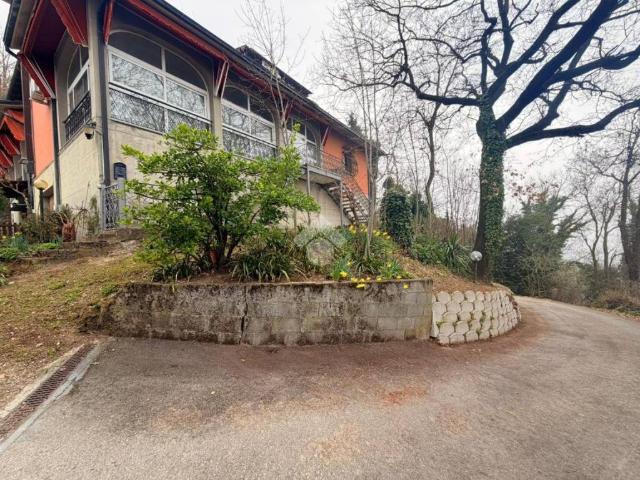 Villa Indipendente in vendita a Unione dei comuni Valli del Reno, Lavino e Samoggia, Reggio Emilia