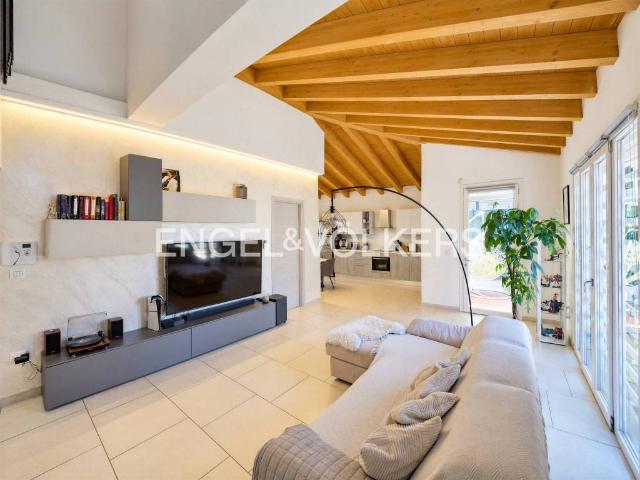 Villa Indipendente in vendita a Ziribega, Valsamoggia