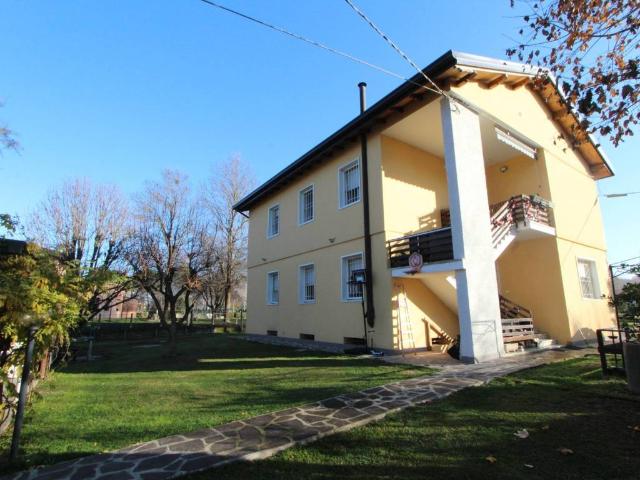 Villa Indipendente in vendita a Unione dei comuni Valli del Reno, Lavino e Samoggia, Reggio Emilia