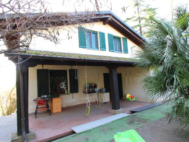 Villa Indipendente in vendita a Unione dei comuni Valli del Reno, Lavino e Samoggia, Cà Foscolo