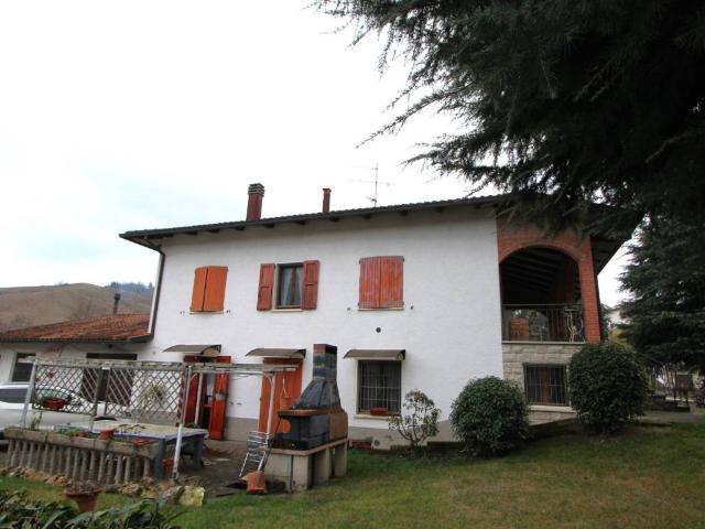 Villa Indipendente in vendita a Unione dei comuni Valli del Reno, Lavino e Samoggia, Reggio Emilia