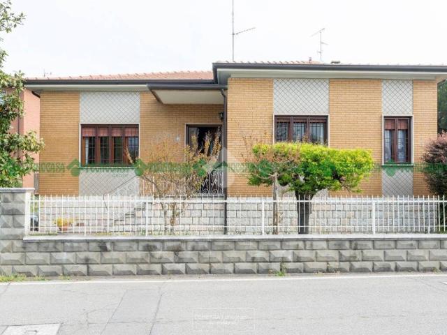 Villa Indipendente in vendita a Unione dei comuni Valli del Reno, Lavino e Samoggia, Bazzano