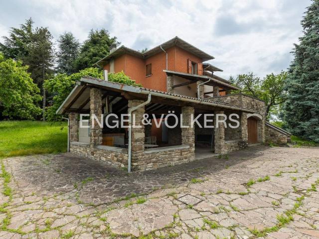 Villa Indipendente in vendita a Unione dei comuni Valli del Reno, Lavino e Samoggia, Monte San Pietro