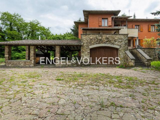 Villa Indipendente in vendita a Unione dei comuni Valli del Reno, Lavino e Samoggia, Monte San Pietro