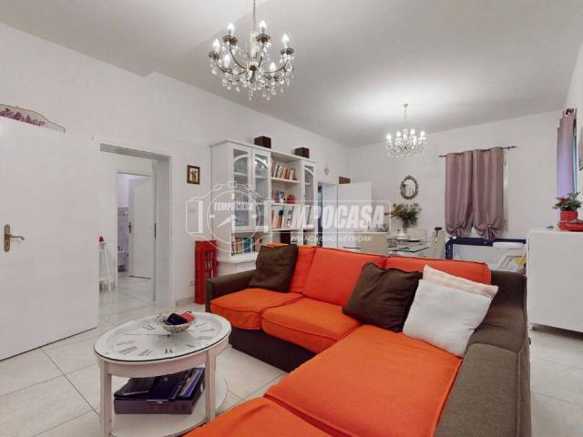 Villa Indipendente in vendita a Unione dei comuni Valli del Reno, Lavino e Samoggia, Cà Foscolo