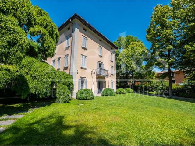 Villa Indipendente in vendita a Unione dei comuni Valli del Reno, Lavino e Samoggia, Bazzano