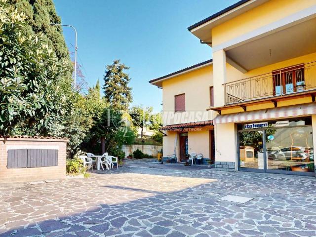 Palazzo in vendita a Unione dei comuni Valli del Reno, Lavino e Samoggia, Zappolino