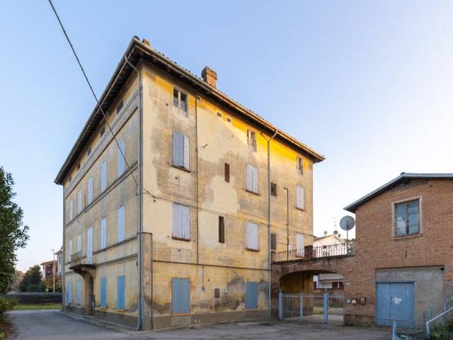 Villa Indipendente in vendita a Unione dei comuni Valli del Reno, Lavino e Samoggia, Bazzano