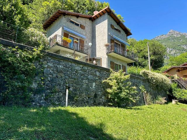 Villa Indipendente in vendita a Drano, Valsolda