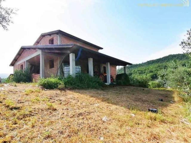 Villa Indipendente in vendita a L'Opera Pia, Valtopina