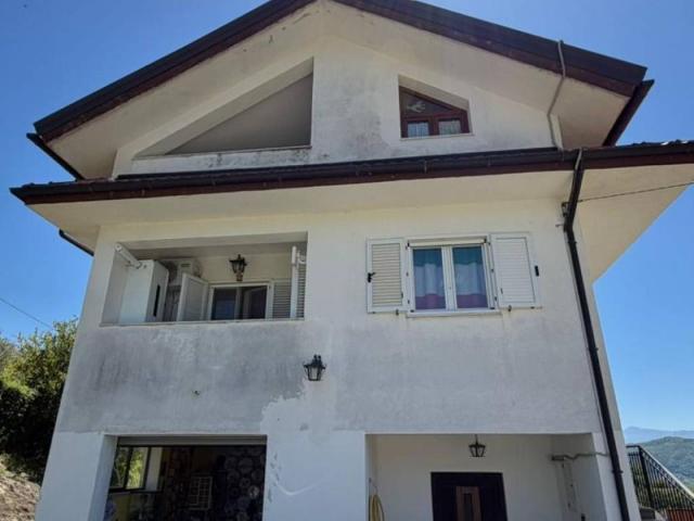 Villa Indipendente in vendita a Valva, Campania