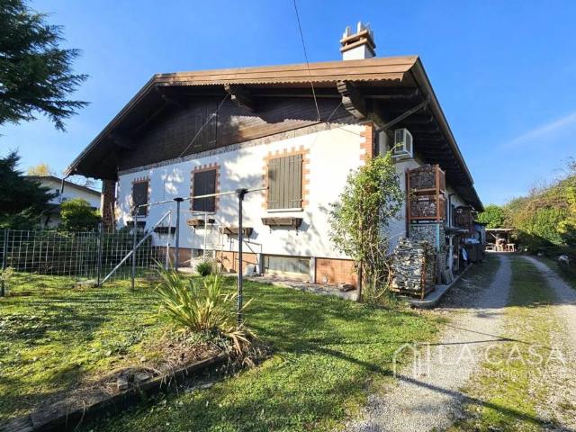 Villa Indipendente in vendita a Valvasone, Friuli-Venezia Giulia