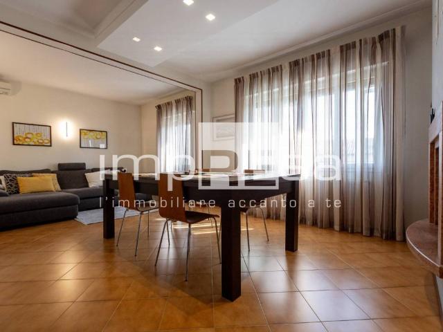 Villa Indipendente in vendita a Valvasone, Friuli-Venezia Giulia