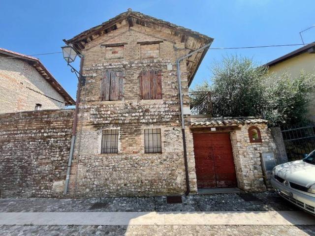 Villa Indipendente in vendita a Valvasone, Friuli-Venezia Giulia