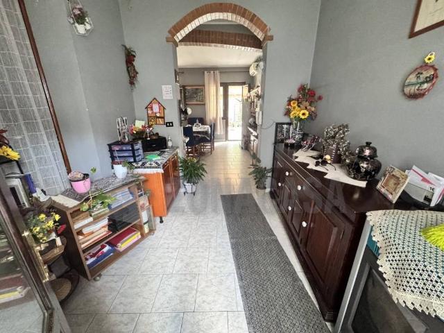 Villa Indipendente in vendita a Vanzaghello, Lombardia