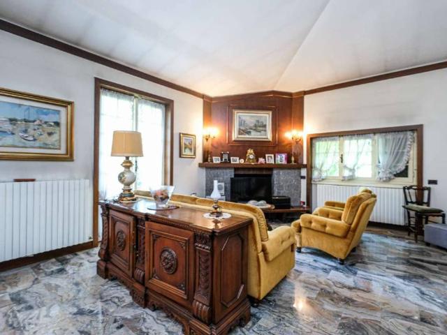 Villa Indipendente in vendita a Vaprio D'adda, Lombardia