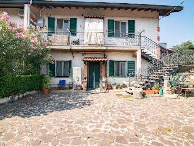 Villa Indipendente in vendita a Vaprio D'adda, Lombardia