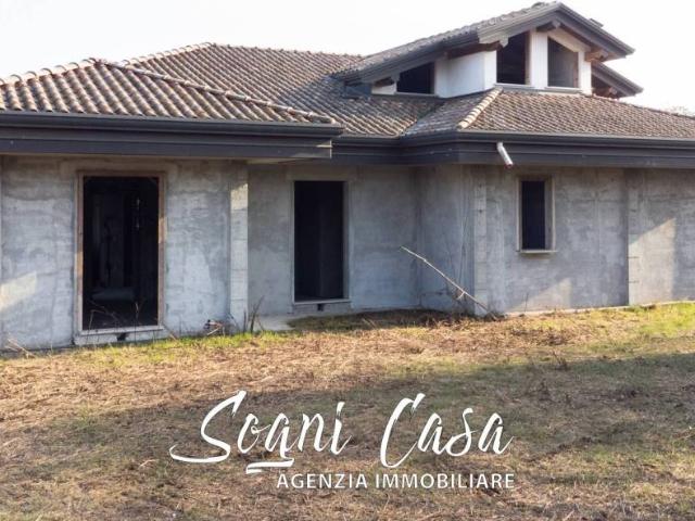 Villa Indipendente in vendita a Piemonte, Novara