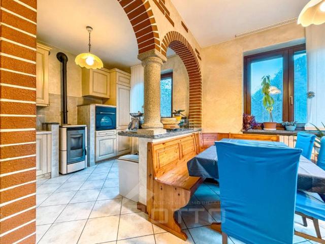 Villa Indipendente in vendita a Cellio con Breia, Piemonte