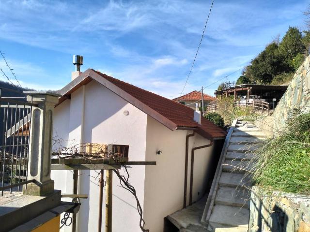 Villa Indipendente in vendita a Varazze, Liguria