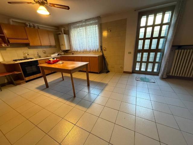 Villa Indipendente in vendita a Valera, Varedo