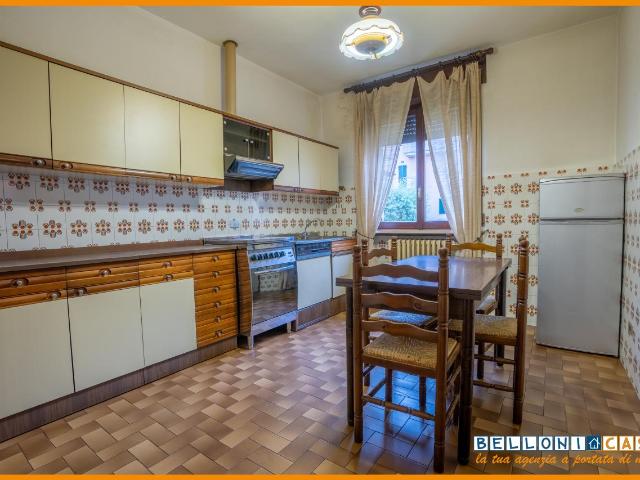 Villa Indipendente in vendita a Santa Maria Maddalena, Varese