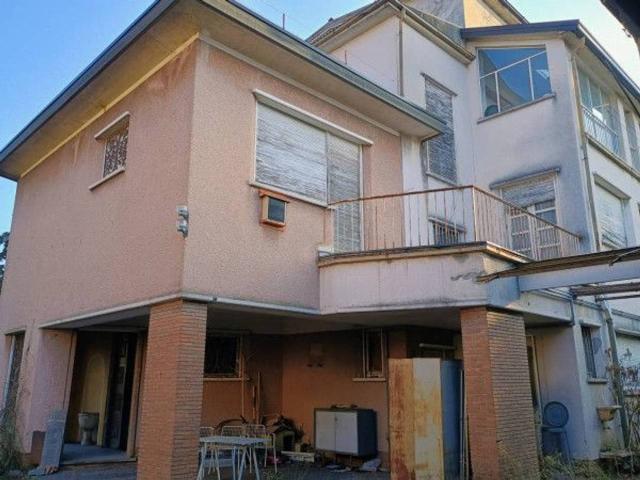 Villa Indipendente in vendita a Valle Olona, Varese