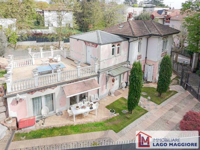 Villa Indipendente in vendita a Biumo Superiore, Varese